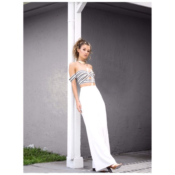 HP | LAST | L'ATISTE Heart Shaped Crop Top - Picture 2 of 5